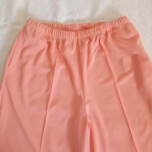 Blair women's pants, size XL-20, color Melon, elastic waist, no closures.